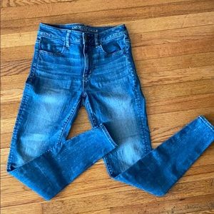 Hi-Rise American Eagle Jeggings